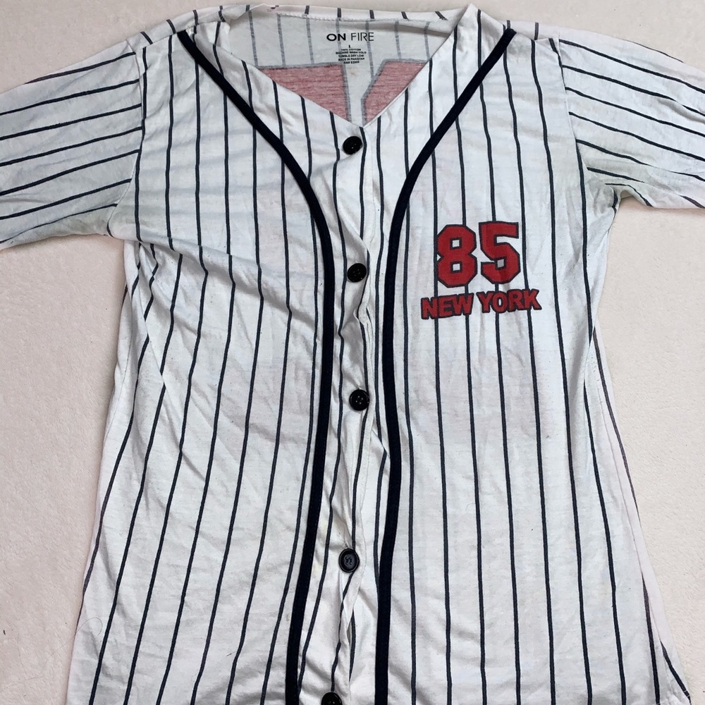 Striped trendy baseball like button up shirt
